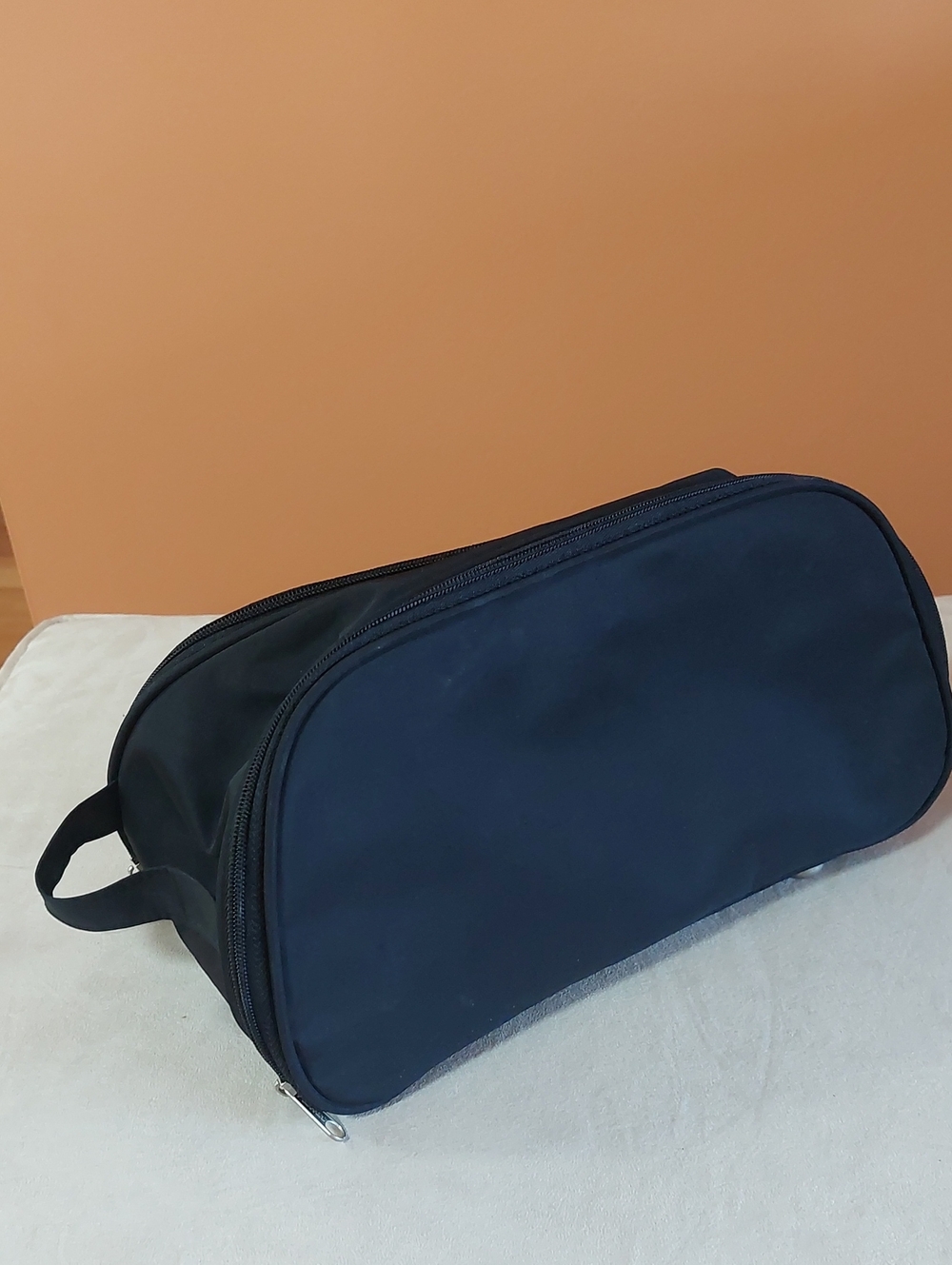 Men's Navy and Black Toiletry Bag - Unbranded Travel Dopp Kit